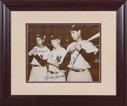 Joe DiMaggio, Mickey Mantle & Ted Williams Multi Signed Photo In 23.5 x 19.5 Framed Display (Beckett)